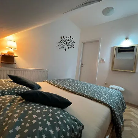 Prestige Apartment 3 Novi Sad Esterno foto
